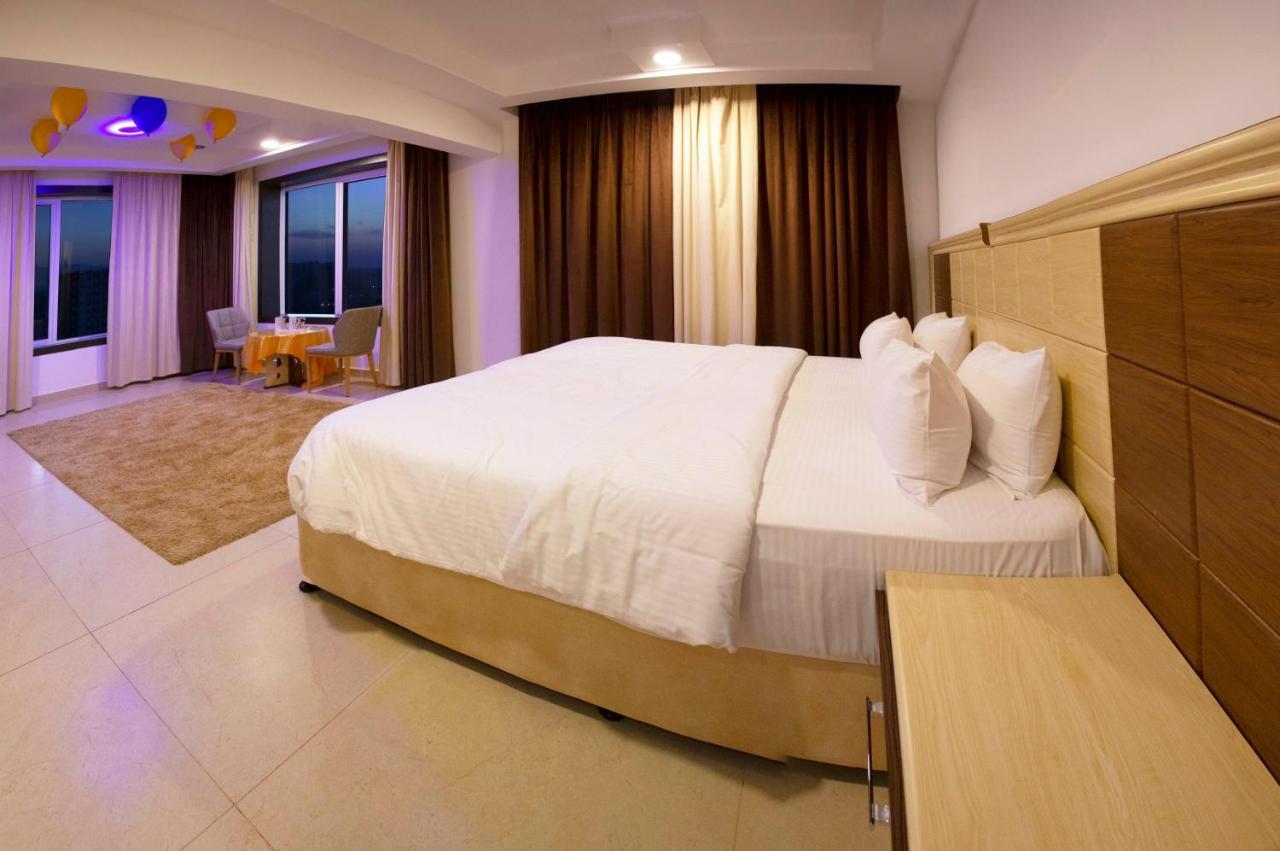 Diamond Star Hotel فندق النجمة الماسية Seeb Eksteriør bilde