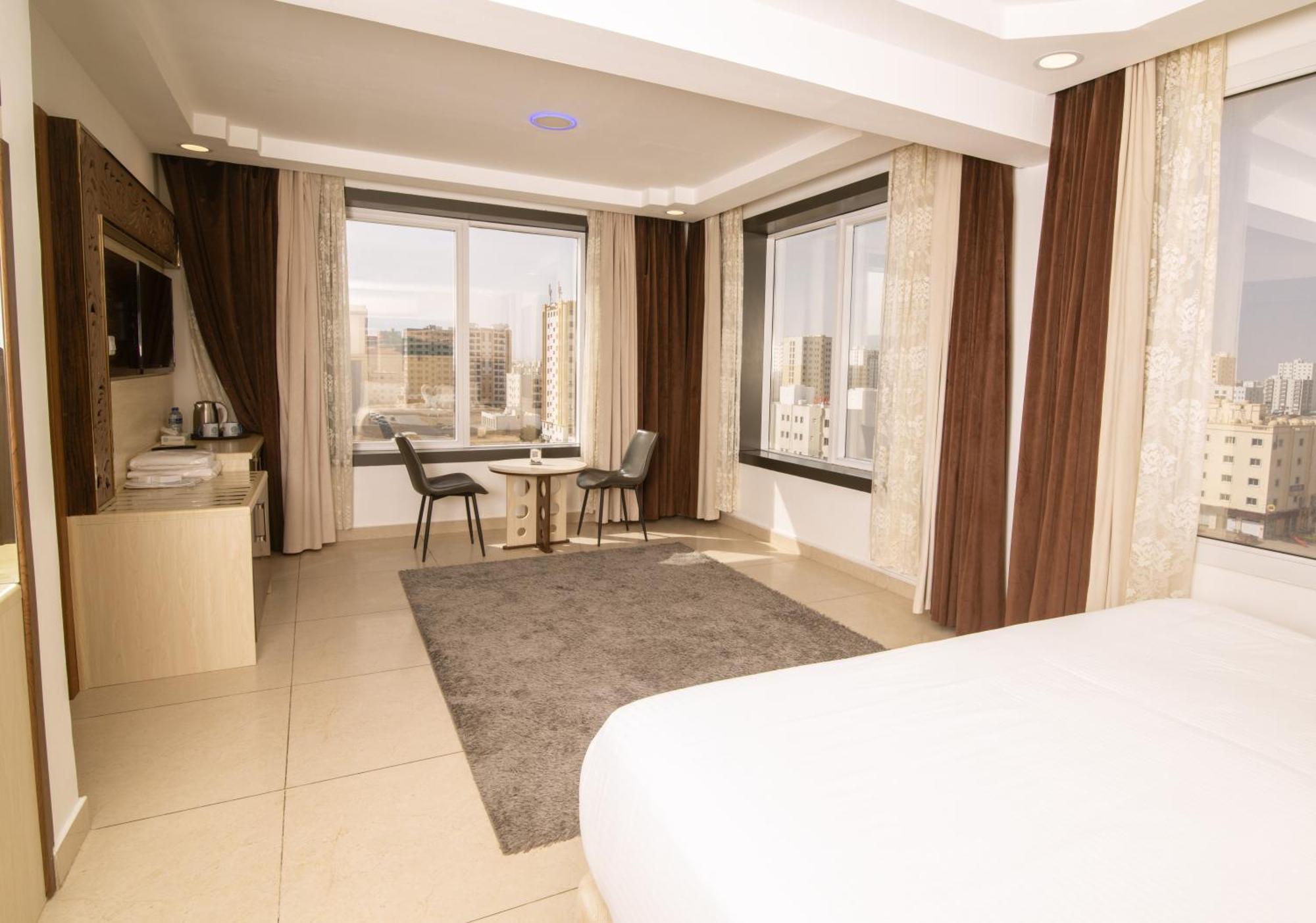 Diamond Star Hotel فندق النجمة الماسية Seeb Eksteriør bilde
