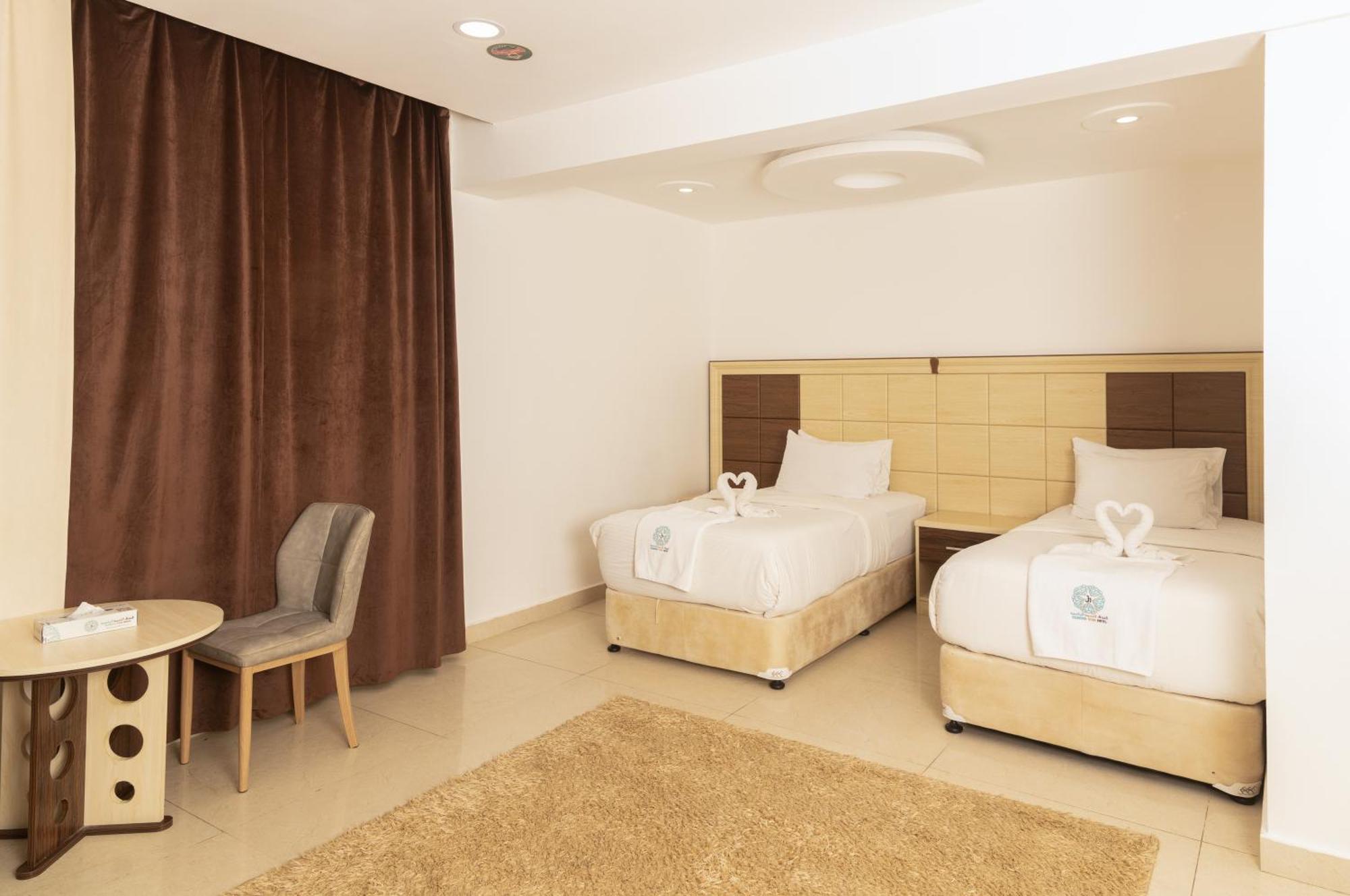 Diamond Star Hotel فندق النجمة الماسية Seeb Eksteriør bilde