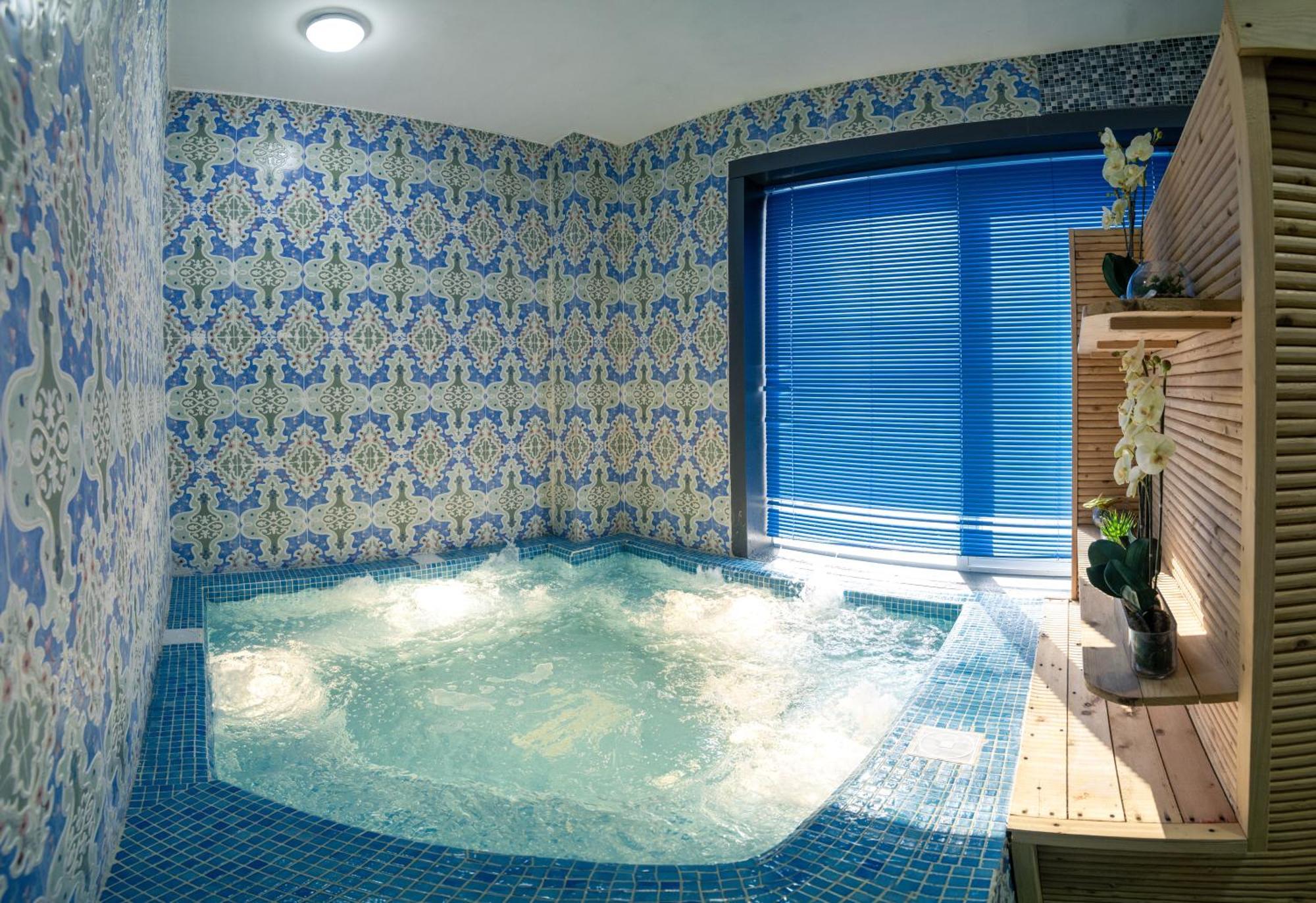 Diamond Star Hotel فندق النجمة الماسية Seeb Eksteriør bilde