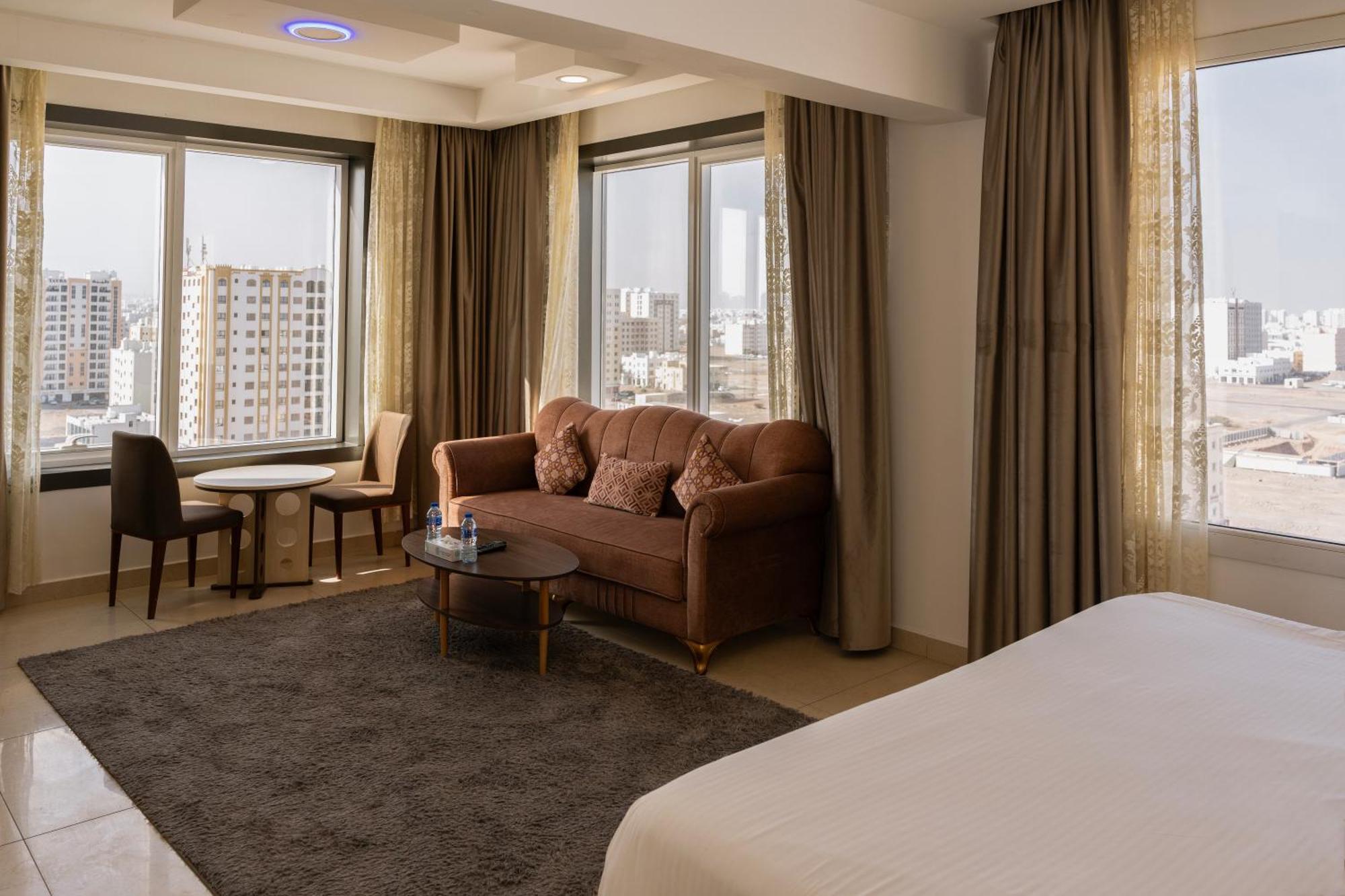 Diamond Star Hotel فندق النجمة الماسية Seeb Eksteriør bilde