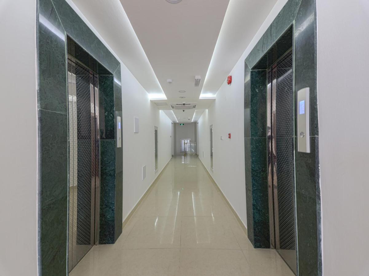 Diamond Star Hotel فندق النجمة الماسية Seeb Eksteriør bilde